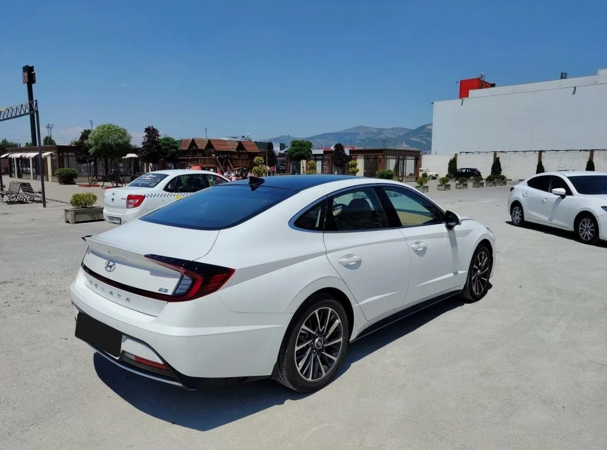 Hyundai Sonata