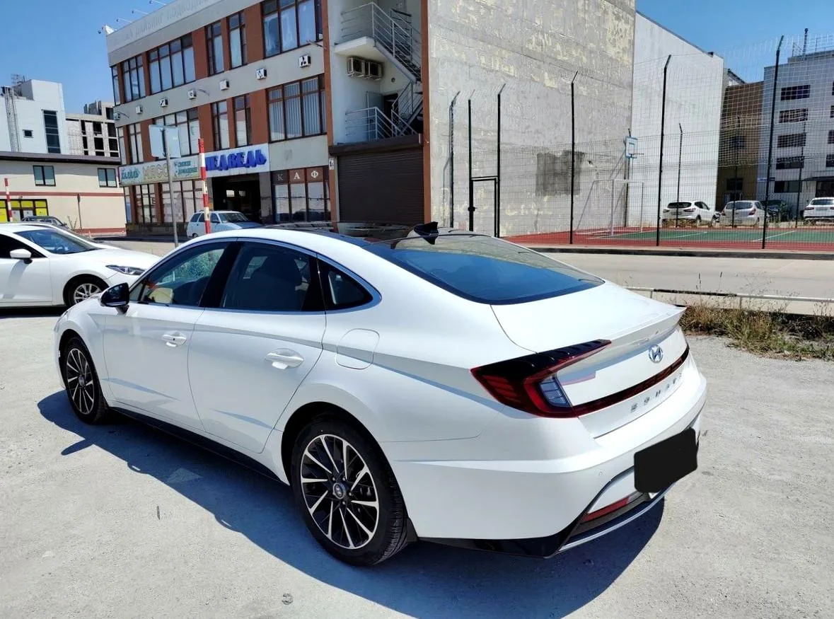 Hyundai Sonata