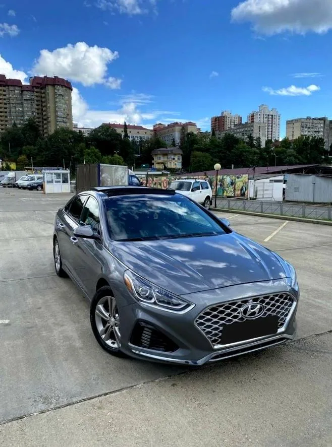 Hyundai Sonata
