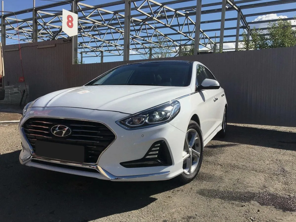 Hyundai Sonata