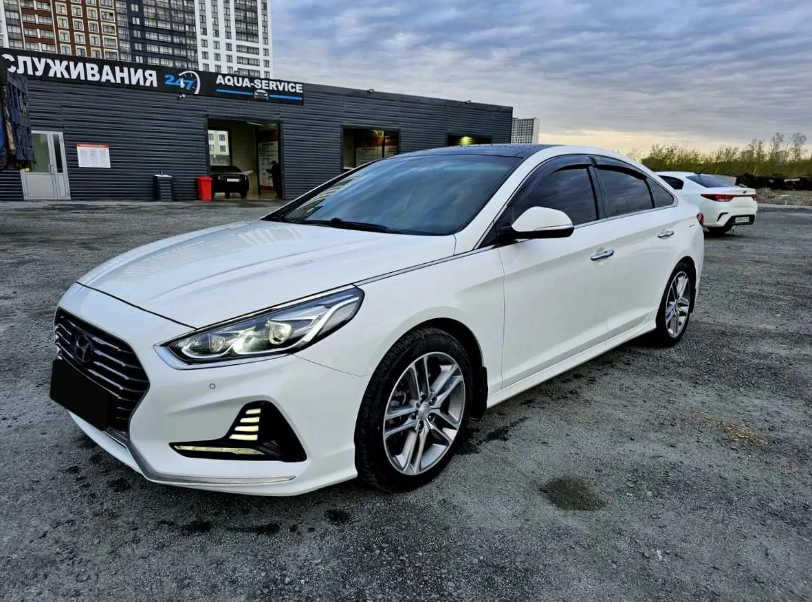 Hyundai Sonata