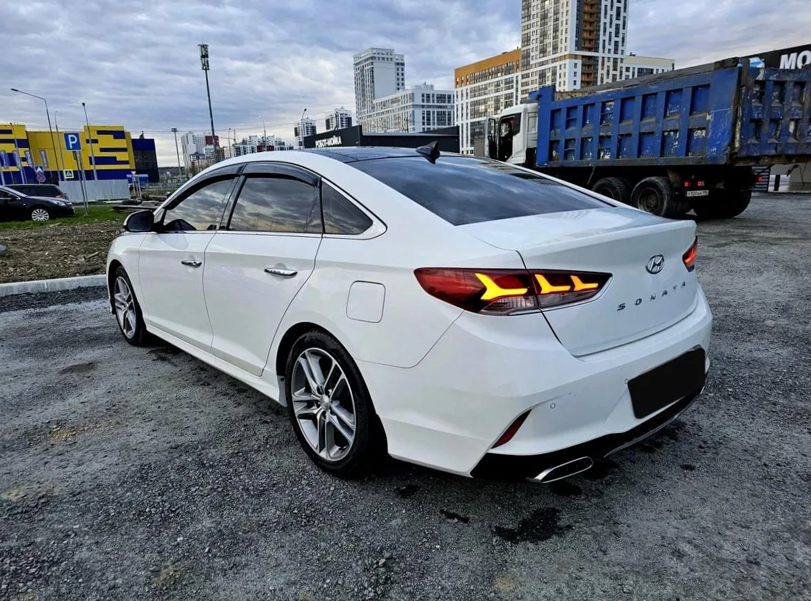 Hyundai Sonata