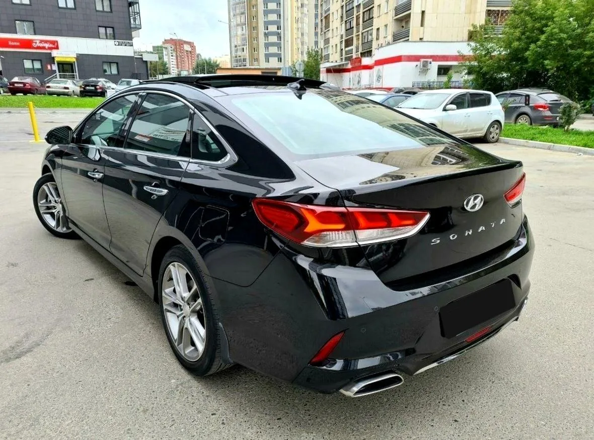 Hyundai Sonata