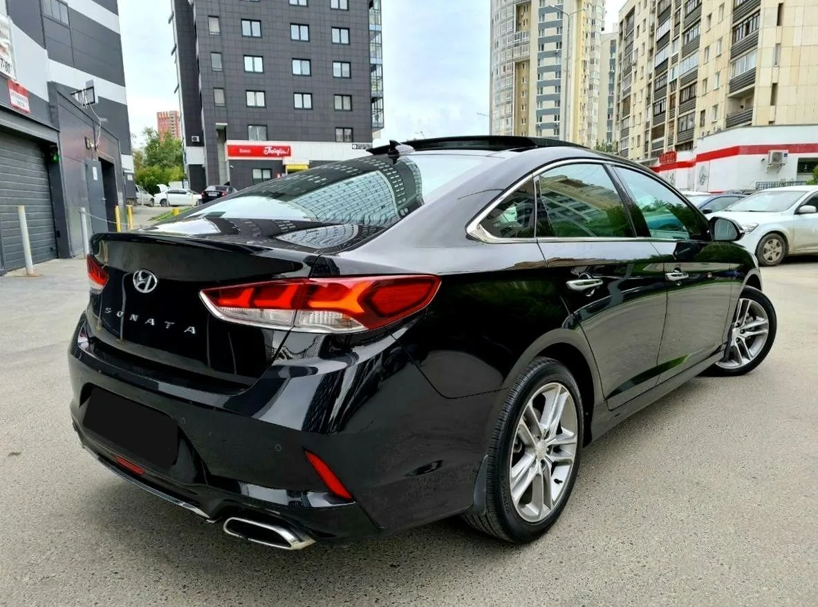 Hyundai Sonata