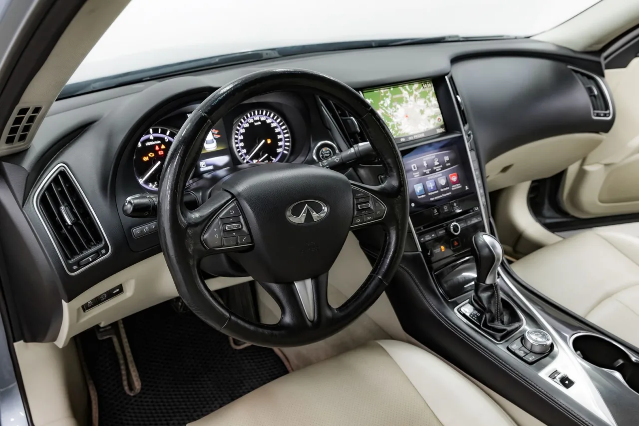 Infiniti Q50