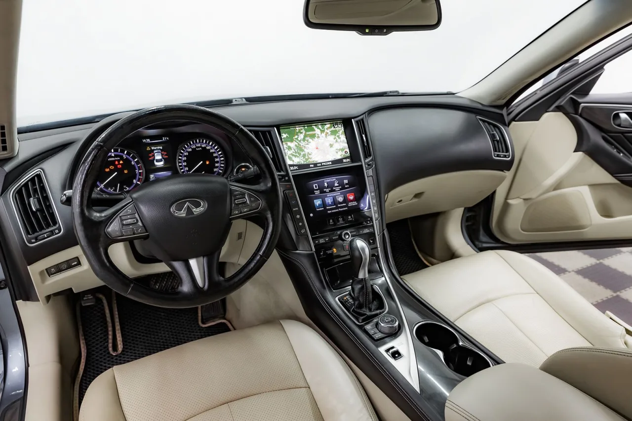 Infiniti Q50