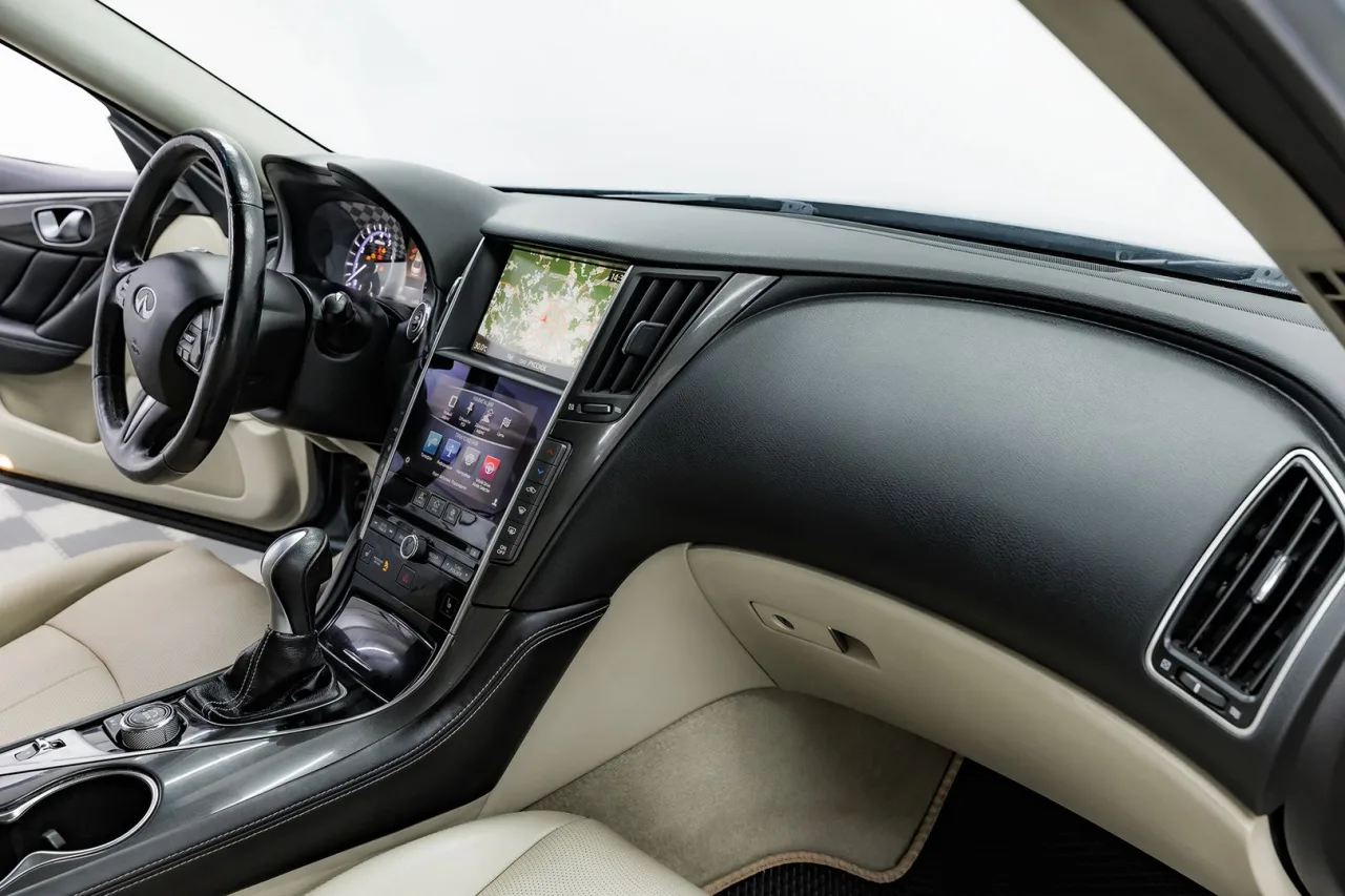 Infiniti Q50