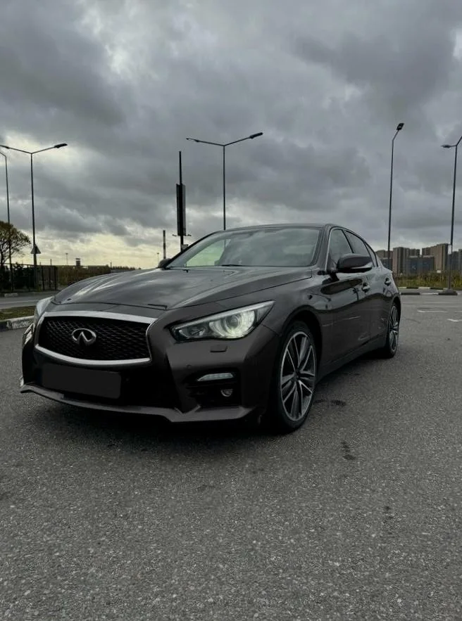 Infiniti Q50