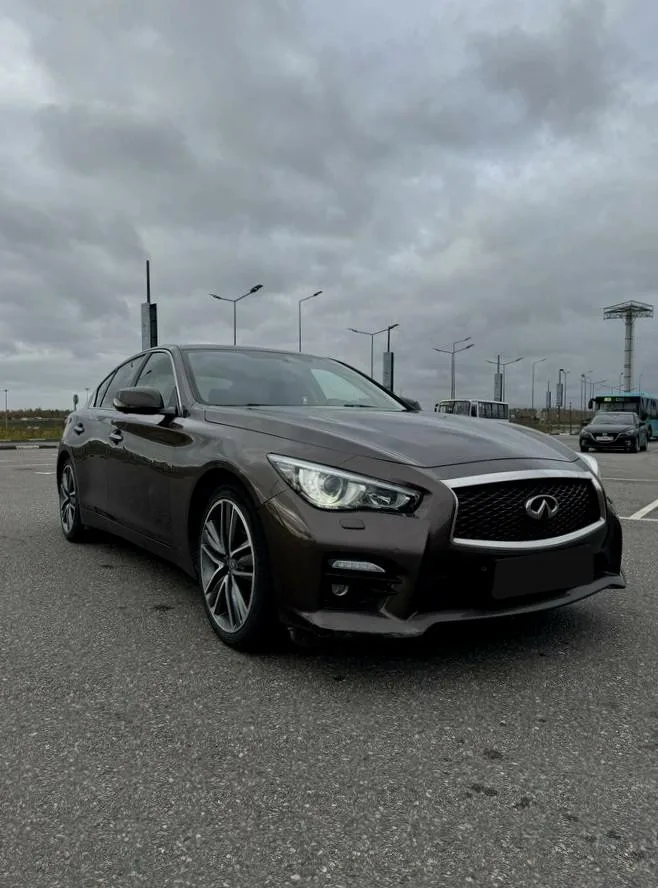 Infiniti Q50
