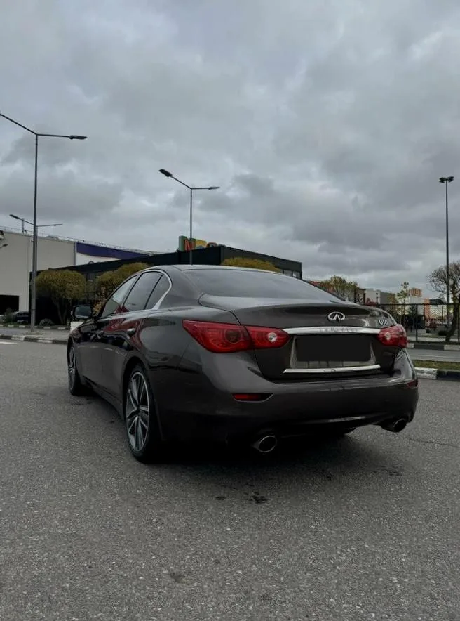 Infiniti Q50