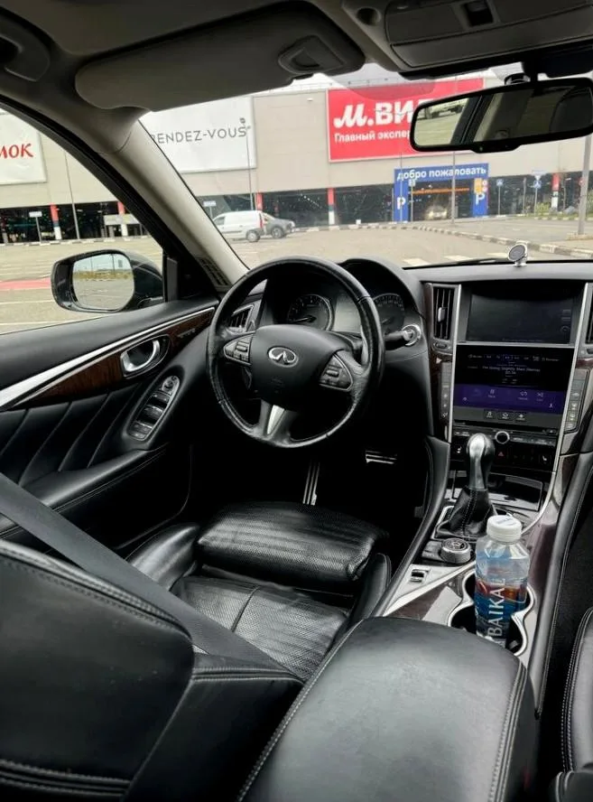 Infiniti Q50