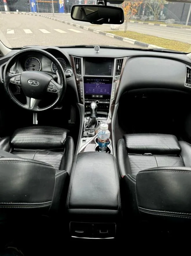 Infiniti Q50