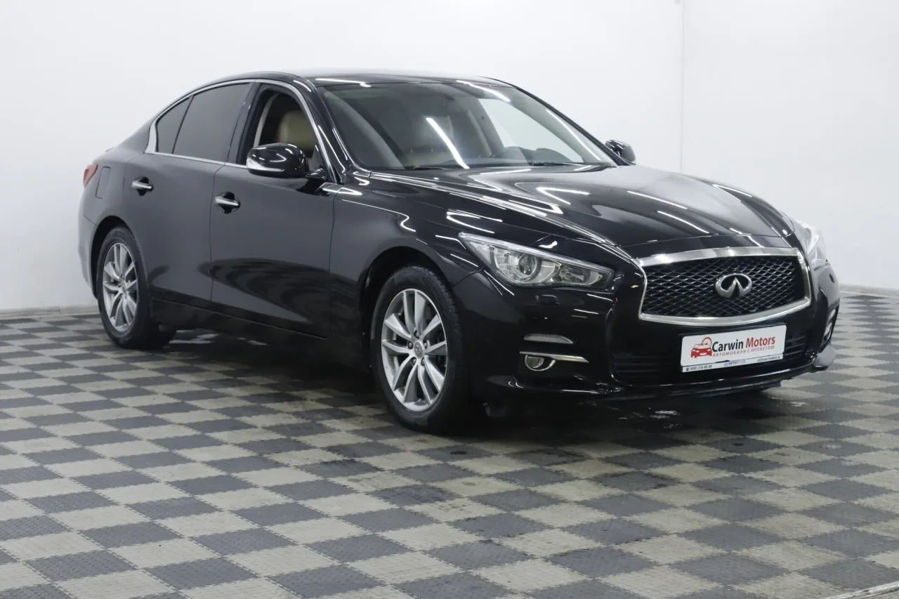 Infiniti Q50