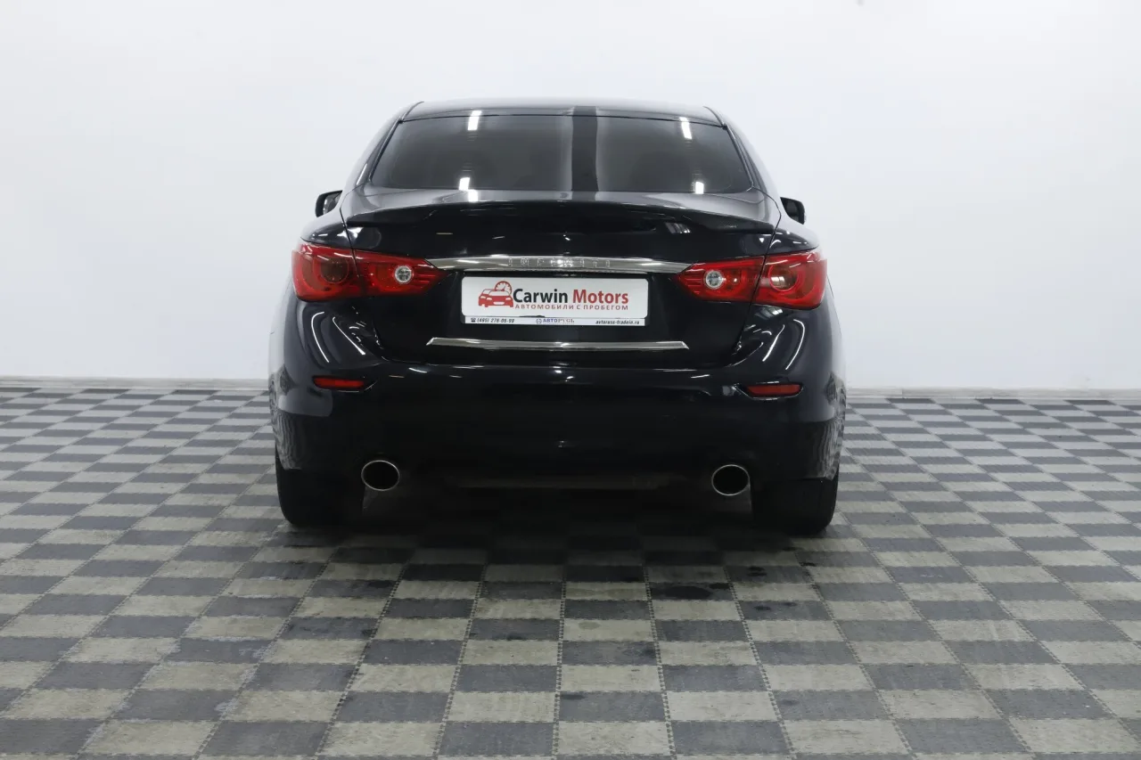 Infiniti Q50