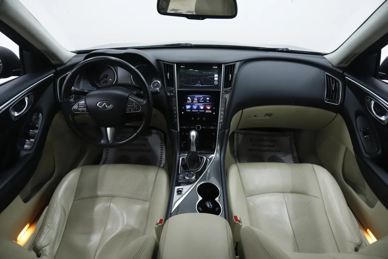 Infiniti Q50