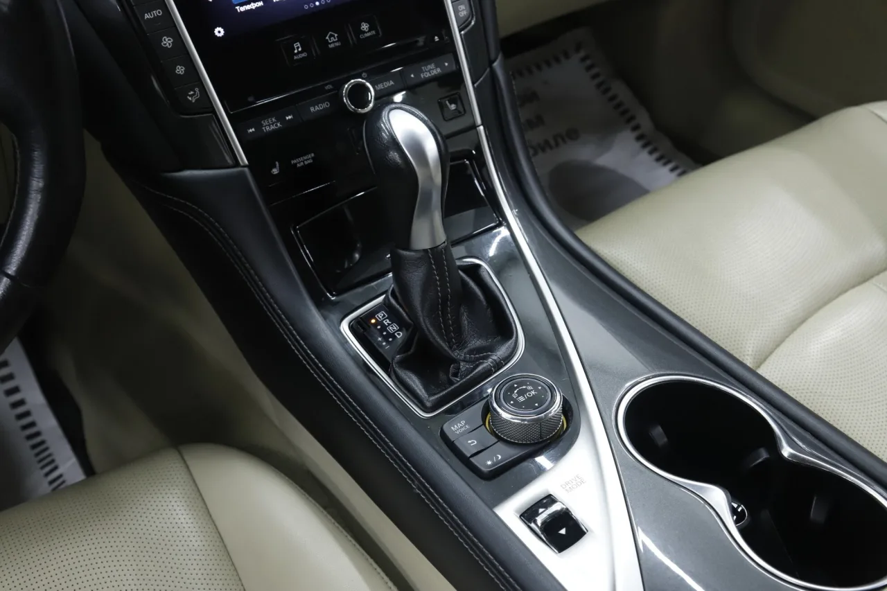 Infiniti Q50