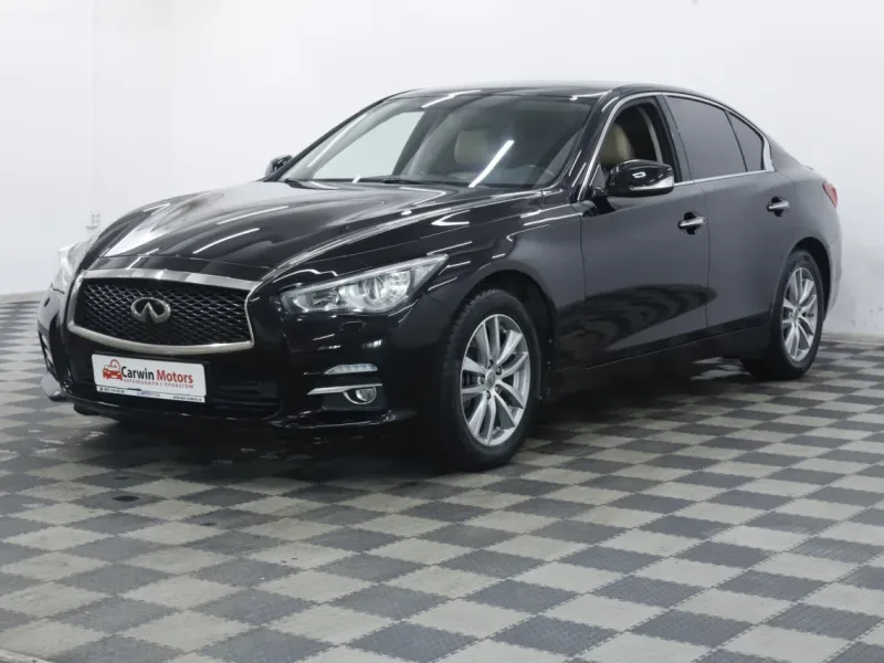 Infiniti Q50 2014