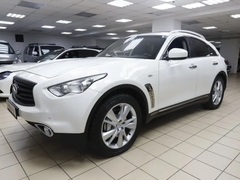 Infiniti FX 2012