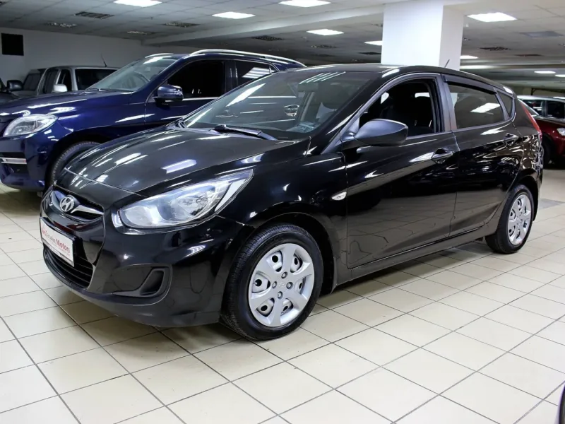 Hyundai Solaris 2013