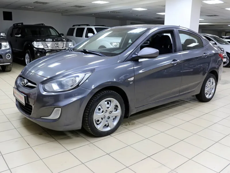 Hyundai Solaris 2013