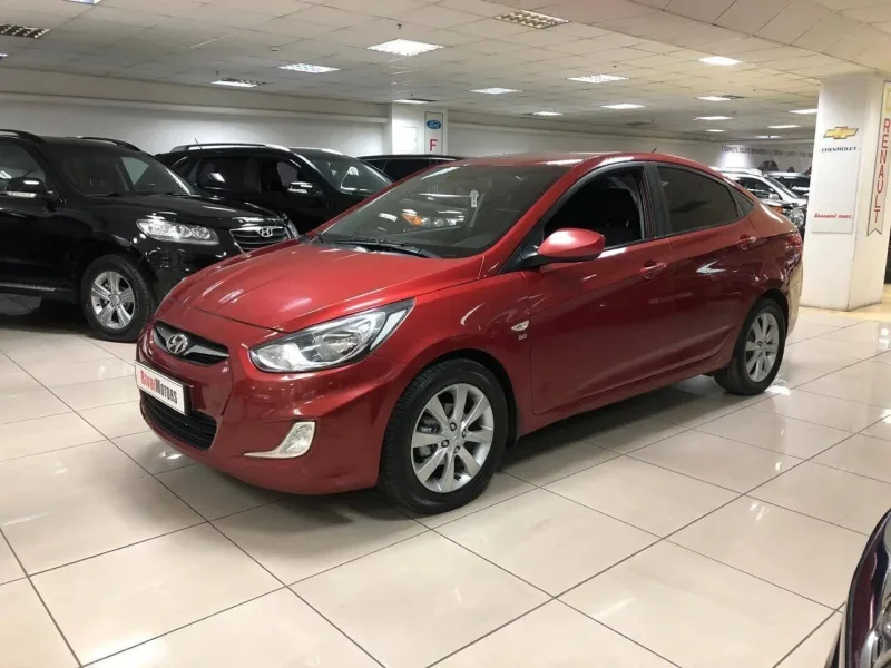 Hyundai Solaris 2013