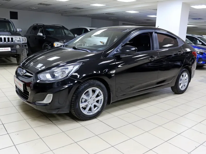 Hyundai Solaris 2012