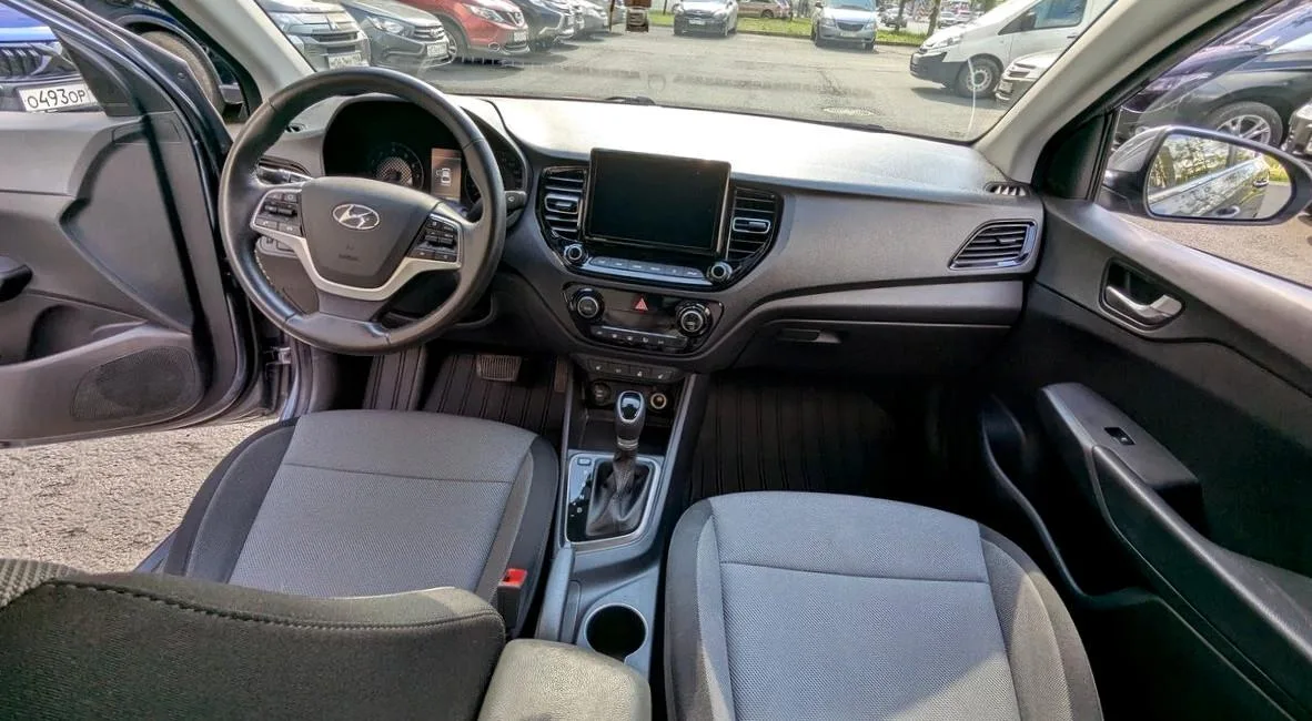 Hyundai Solaris