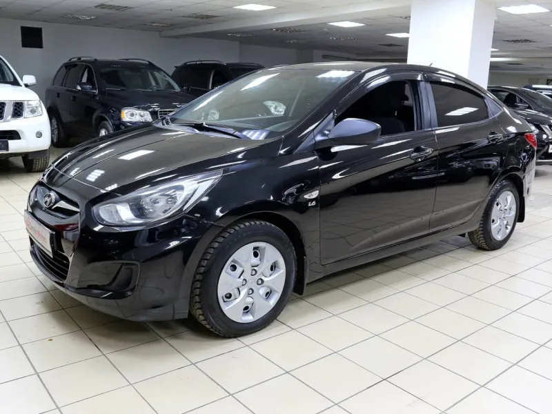 Hyundai Solaris 2013