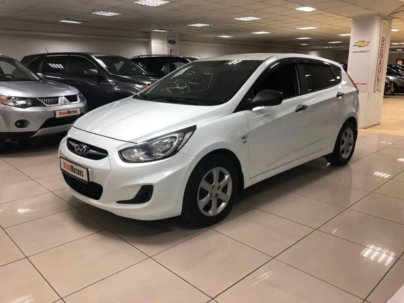 Hyundai Solaris 2013