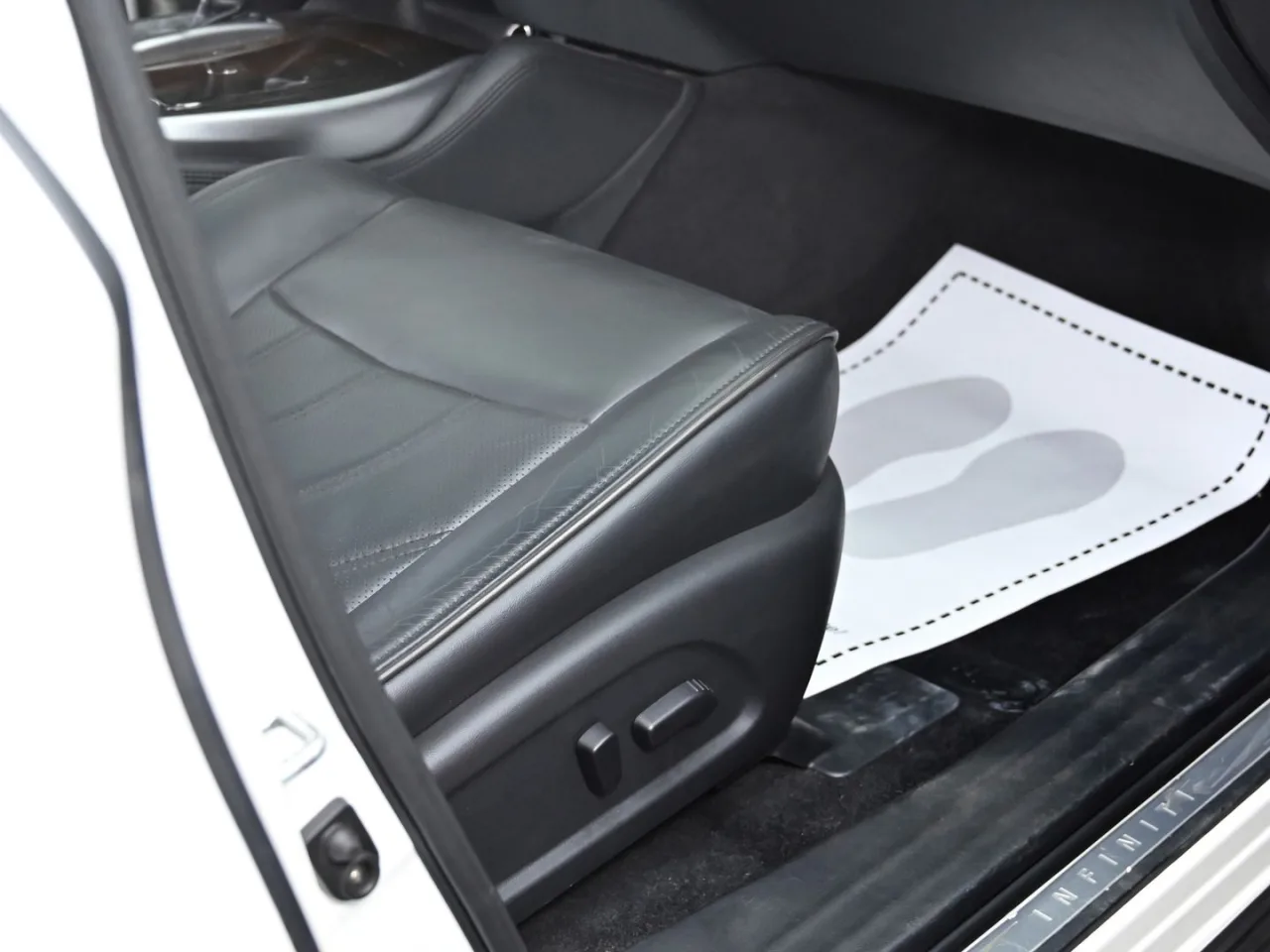 Infiniti JX