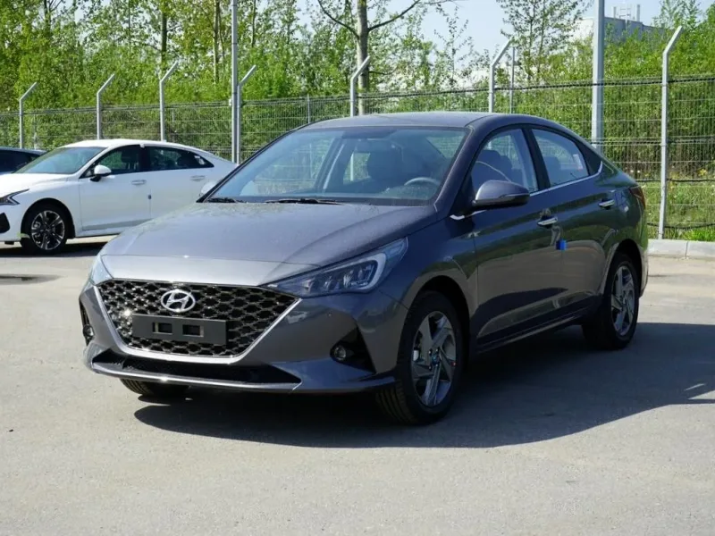Hyundai Solaris 2022