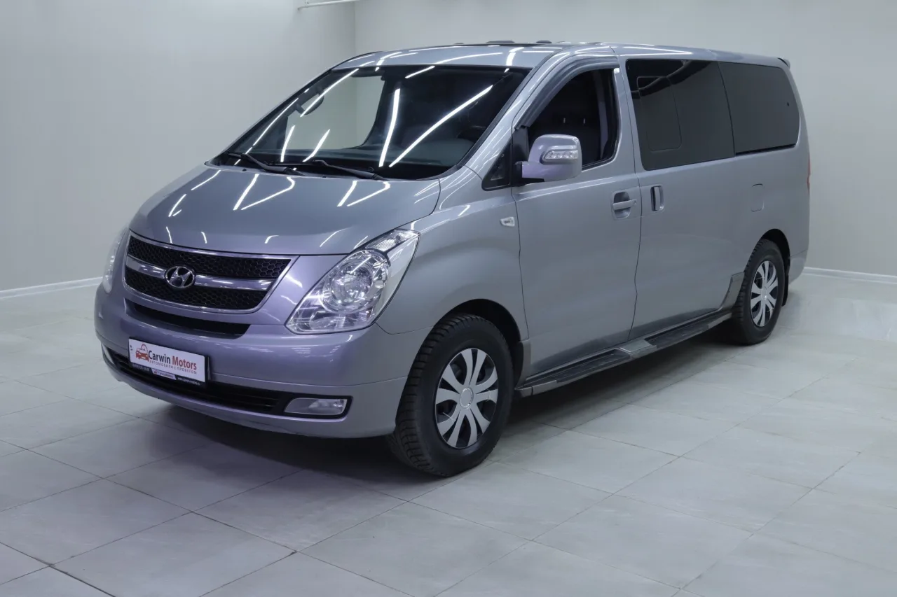 Hyundai Grand Starex
