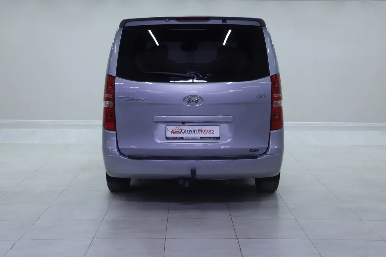 Hyundai Grand Starex