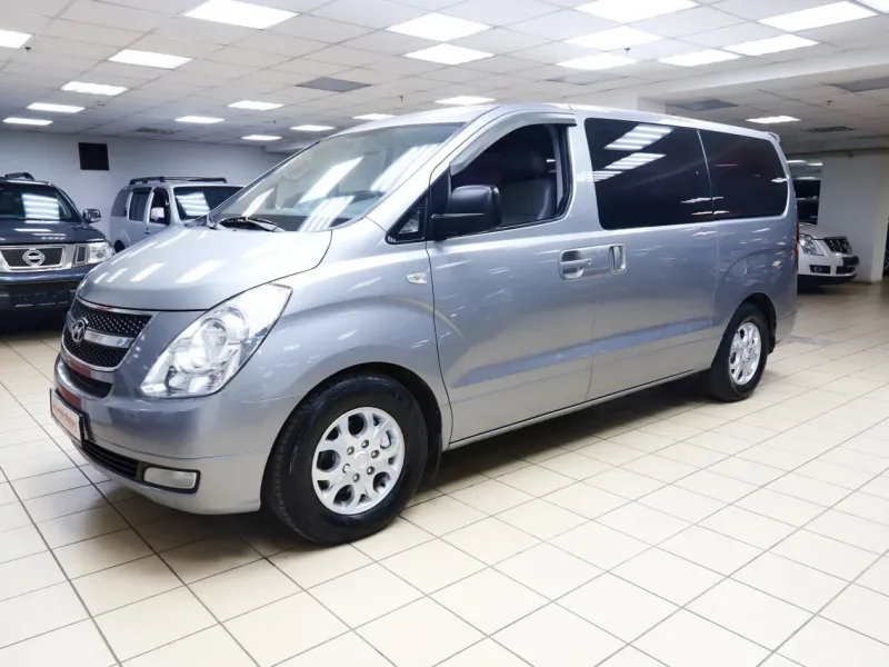 Hyundai Grand Starex 2013