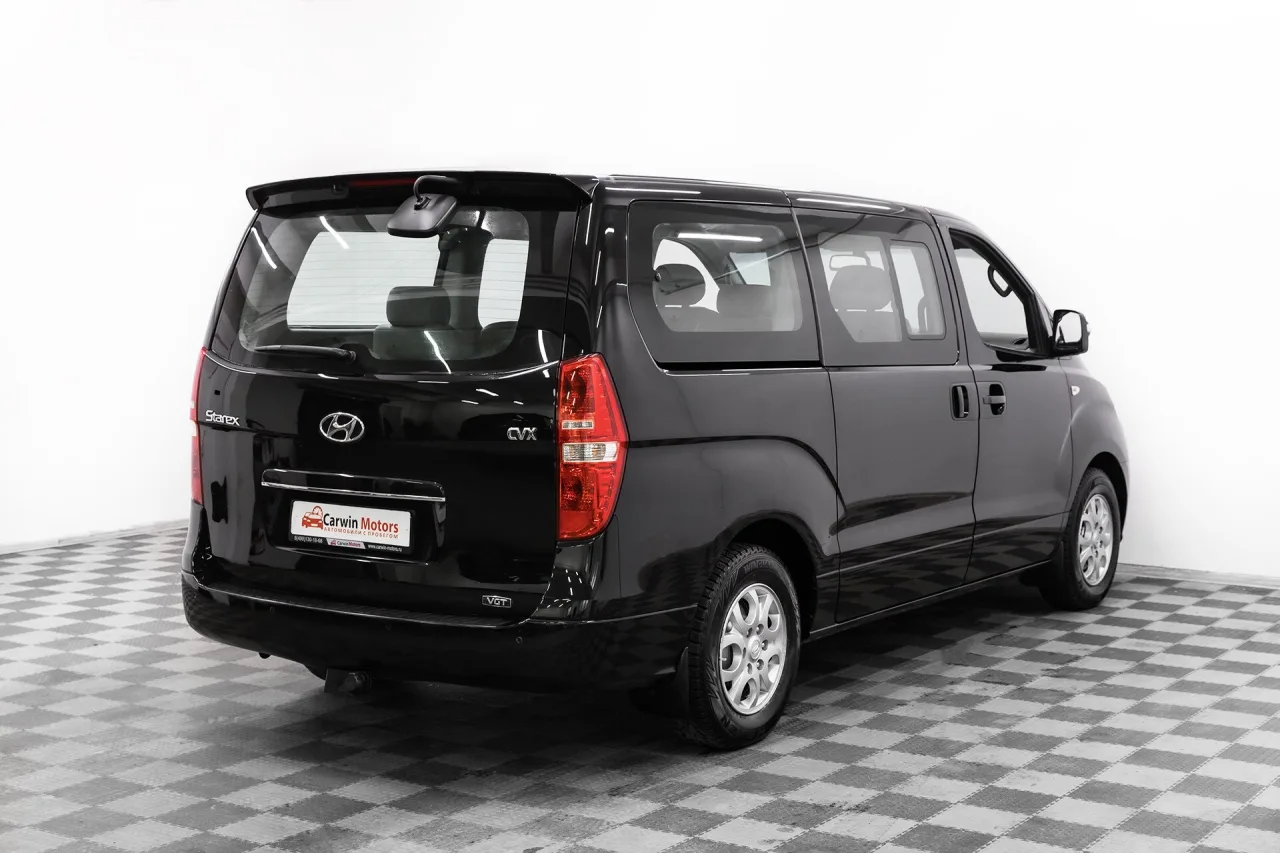 Hyundai Grand Starex