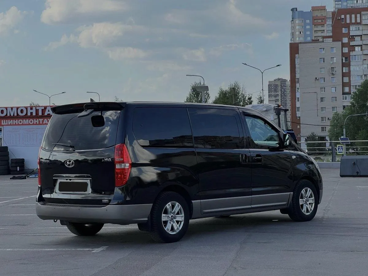 Hyundai Grand Starex