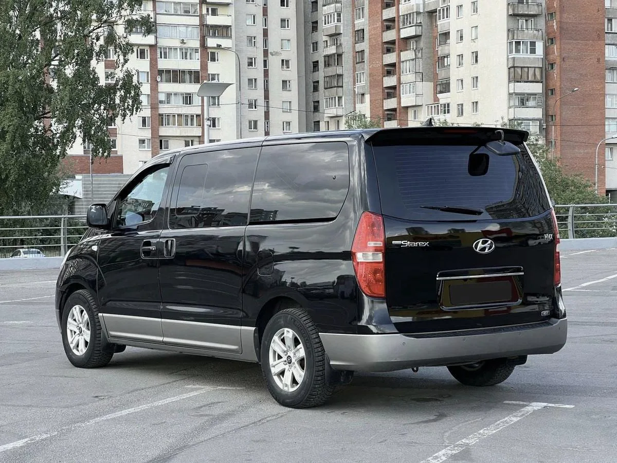 Hyundai Grand Starex