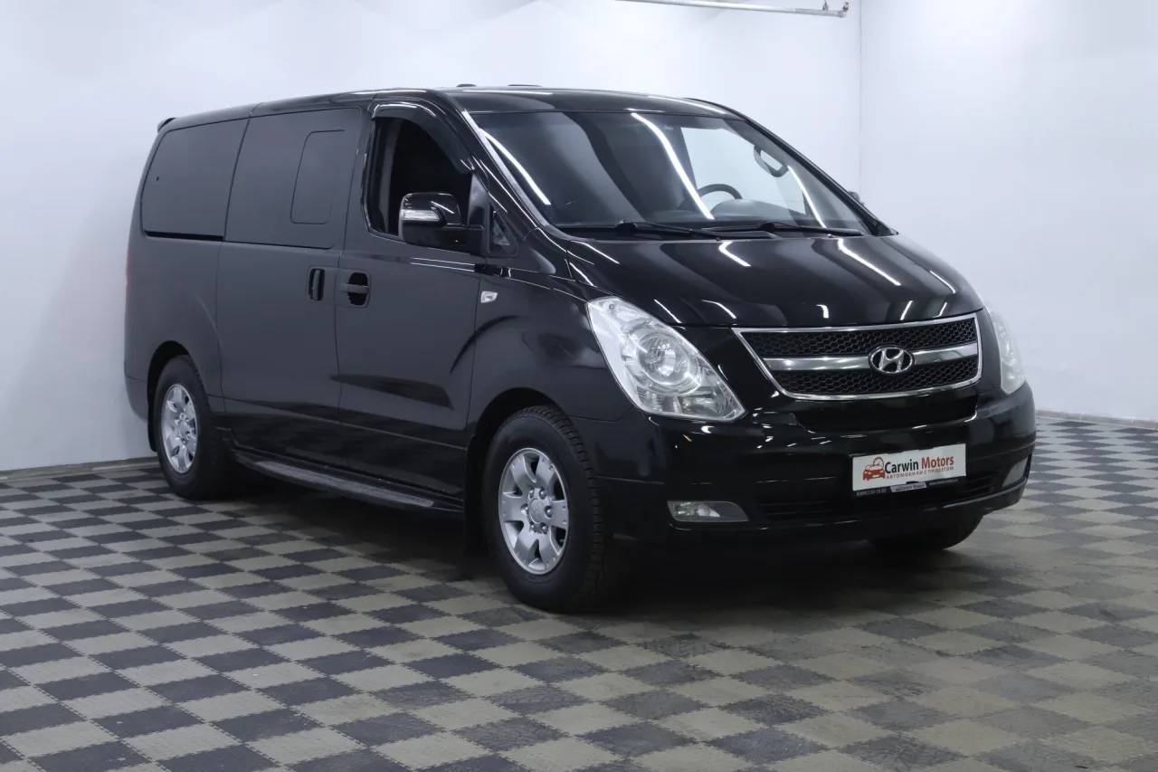 Hyundai Grand Starex