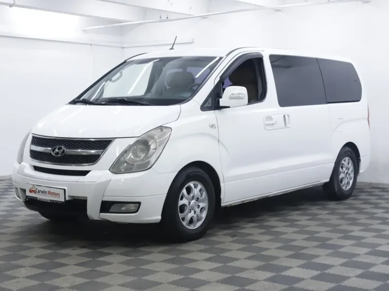 Hyundai Grand Starex 2013