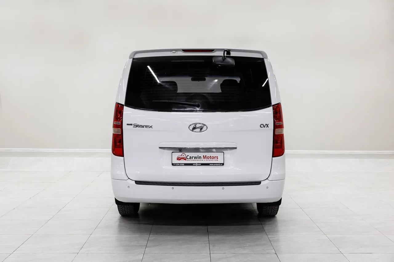 Hyundai Grand Starex