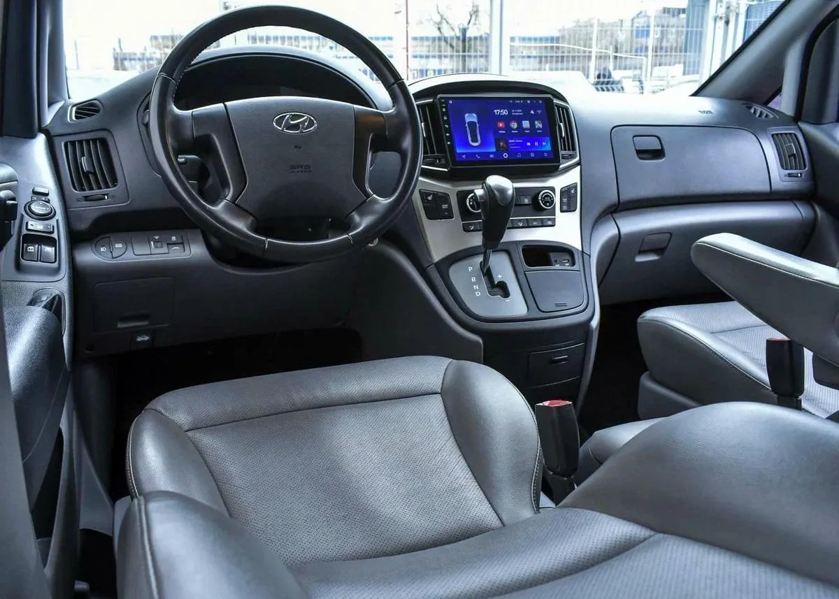 Hyundai Grand Starex