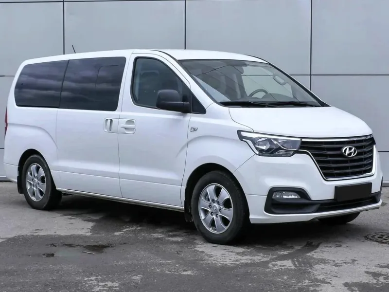 Hyundai Grand Starex 2018