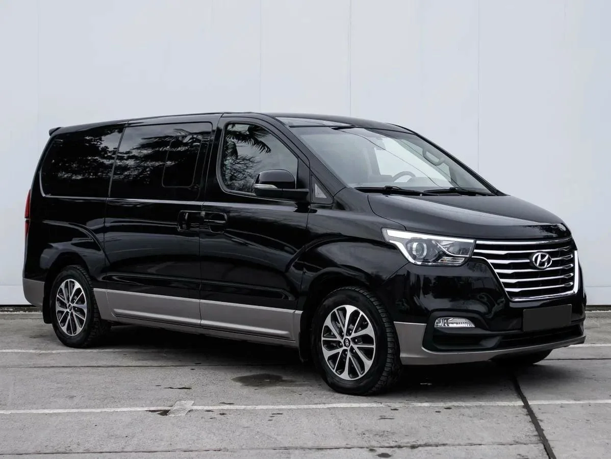 Hyundai Grand Starex