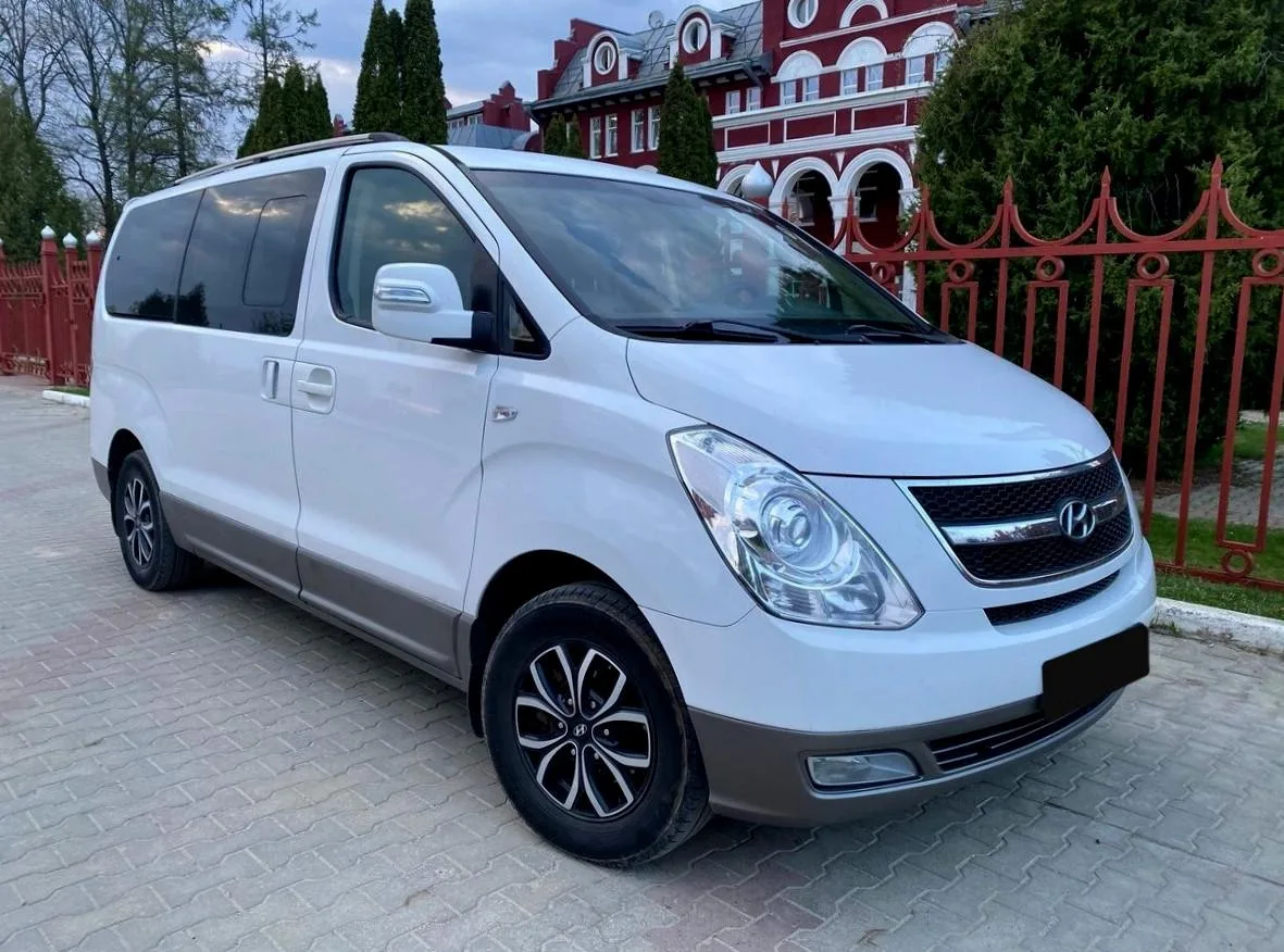 Hyundai Grand Starex