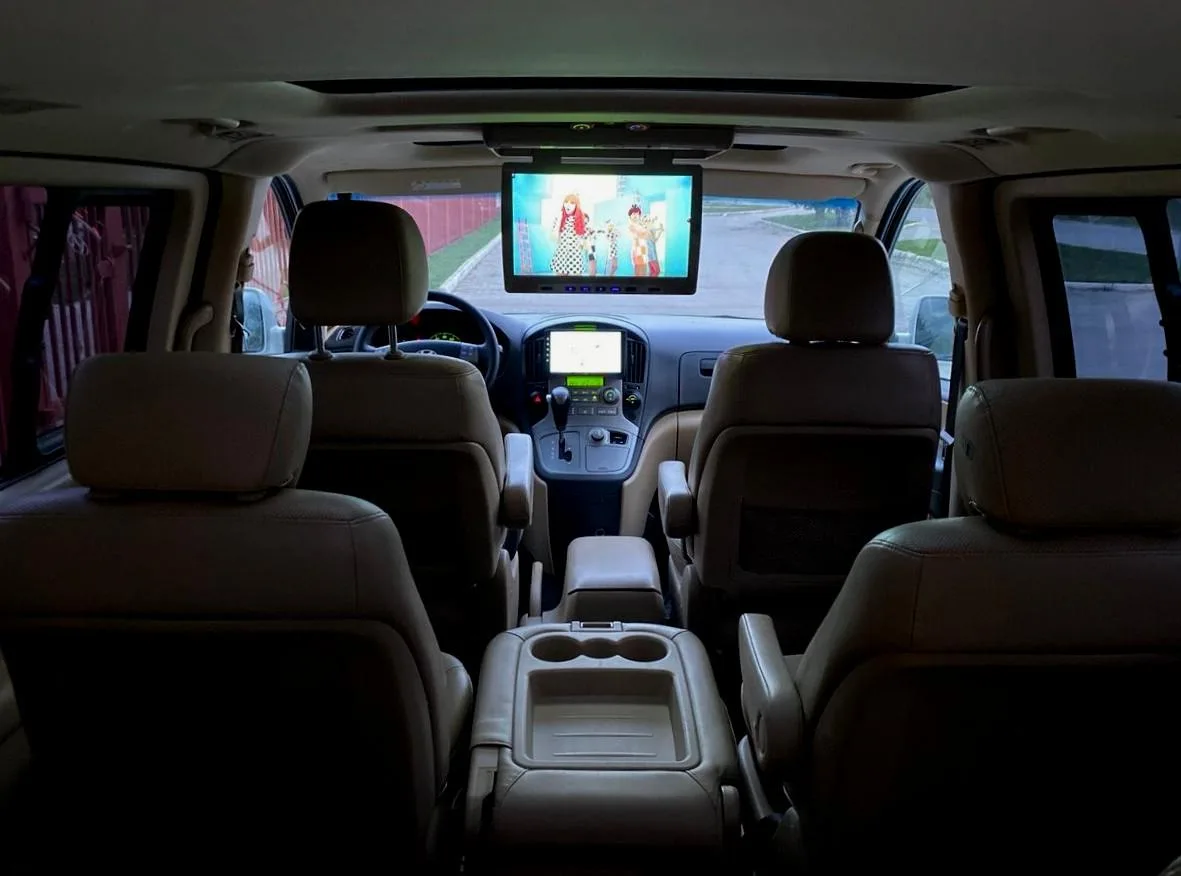 Hyundai Grand Starex