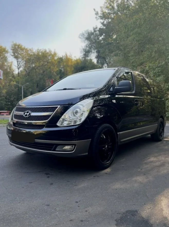 Hyundai Grand Starex