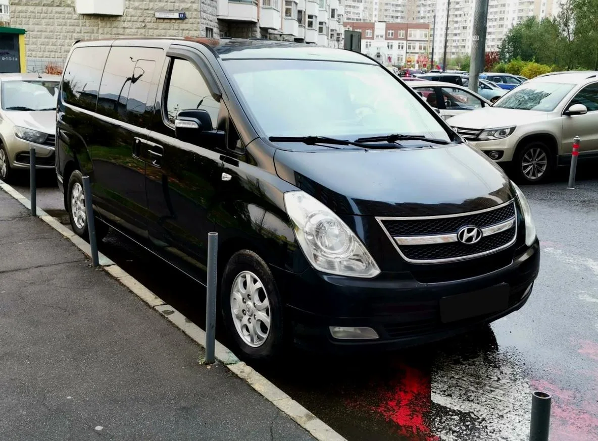Hyundai Grand Starex