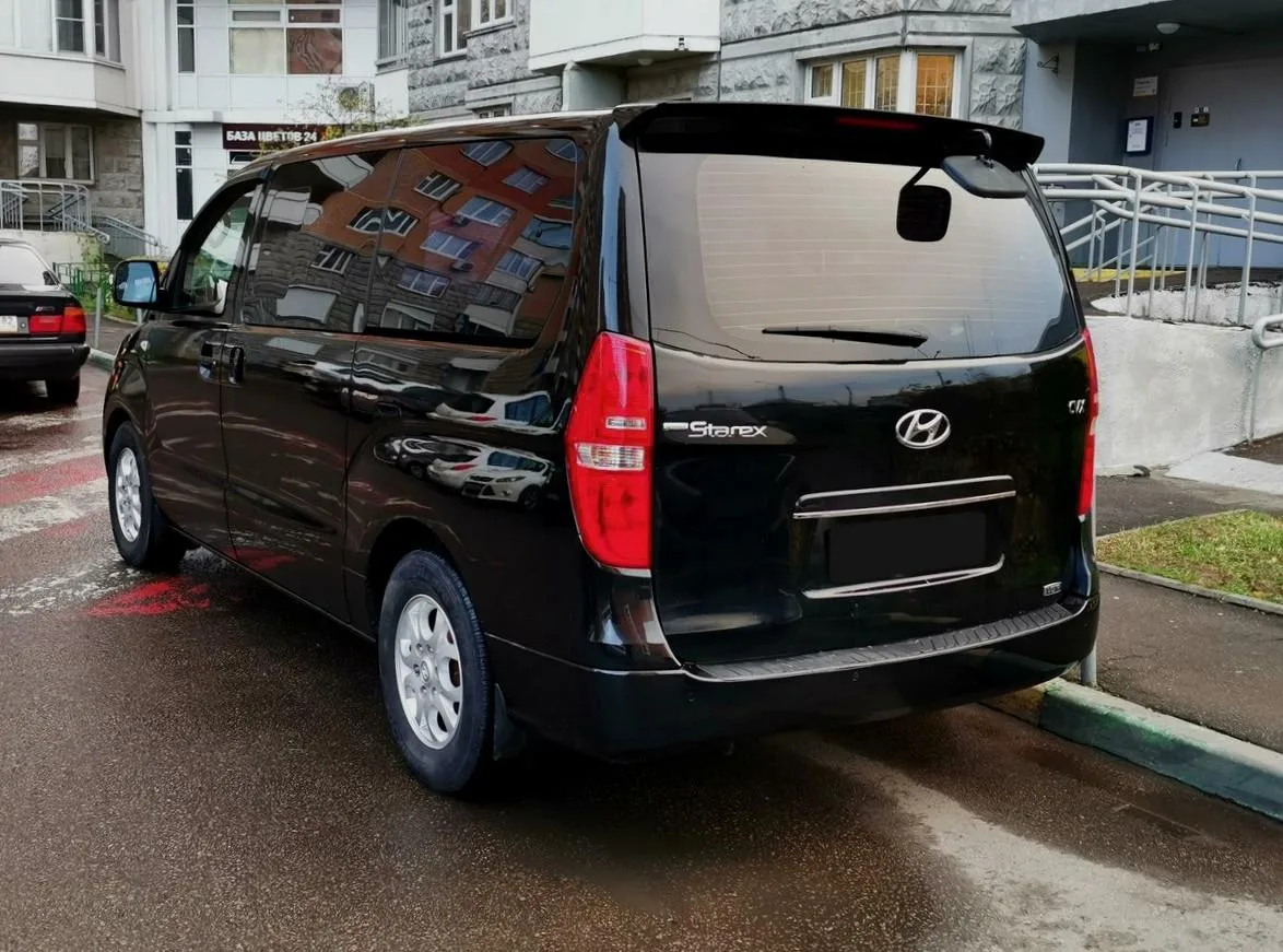 Hyundai Grand Starex