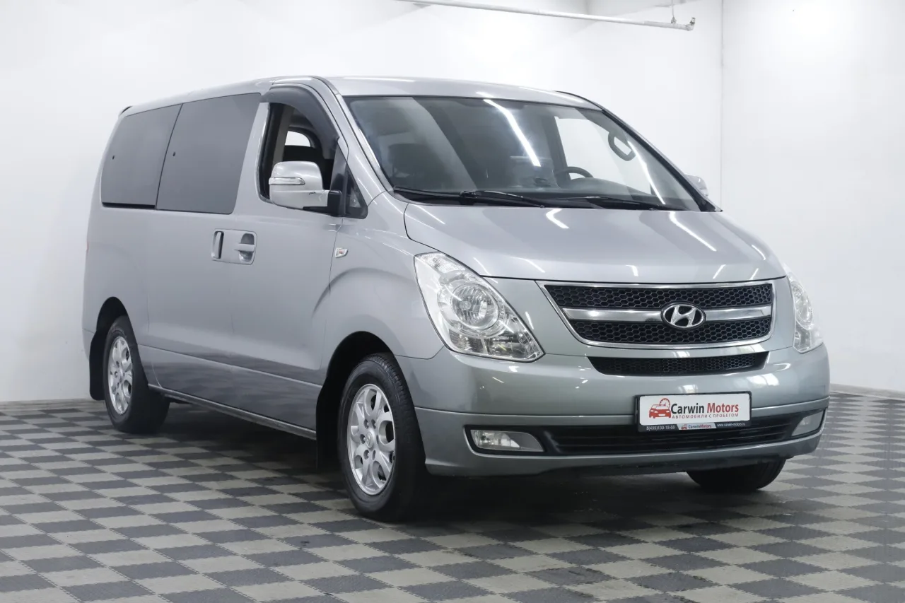 Hyundai Grand Starex