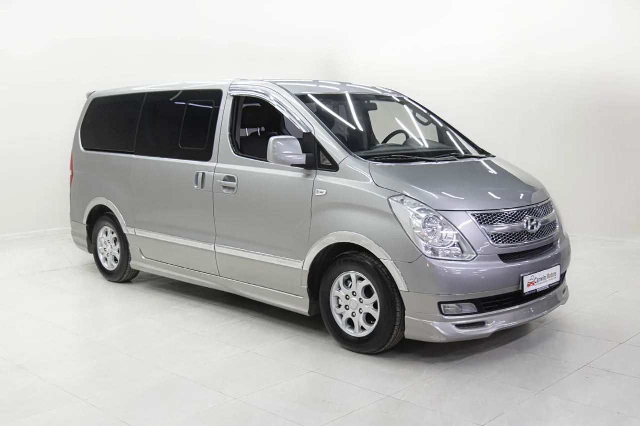 Hyundai Grand Starex
